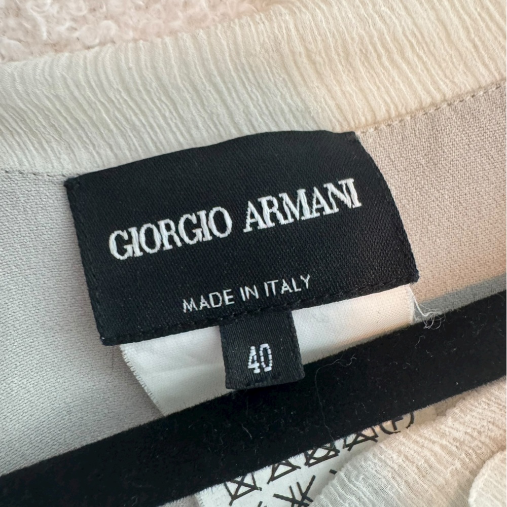 Giorgio Armani Runway Ivory  Sleeveless Top, Size 40 - Picture 3 of 4